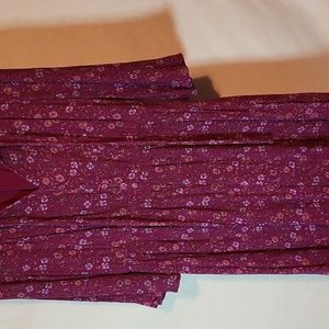 Old Navy Plum Floral long sleeve  mid lengh dress. Never worn. Size Medium
